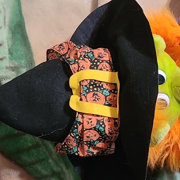 Kids Large Witch Halloween Costume - Picture 2 of 7